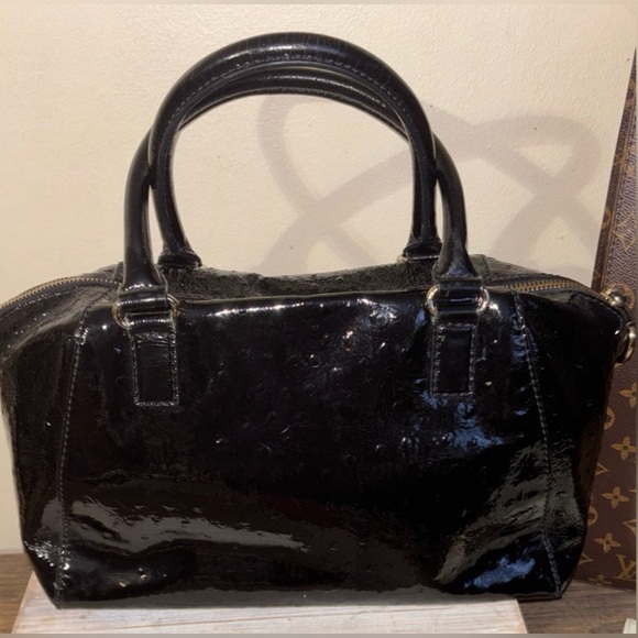 Black Ostrich embossed Patent leather kate spade satchel and envelope wristlet - Picture 2 of 8